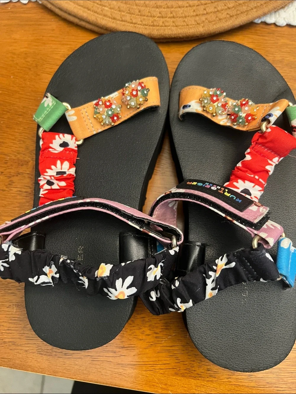 Kurt Geiger Orion Sz 2 Floral Strap Kids Sandals Black, Pink, Red Yellow Green
